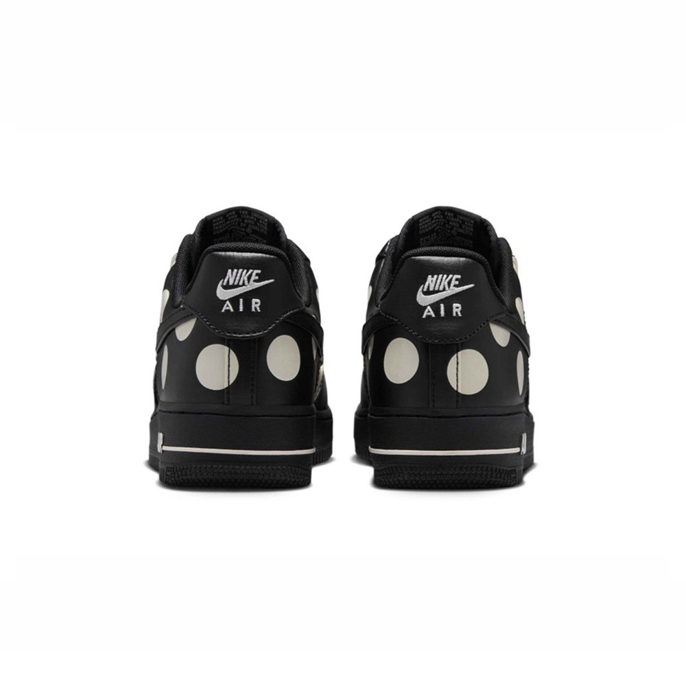 Sepatu Olahraga dan Santai Wan - Nike Shoes Air Force 1 ulasan dan harga